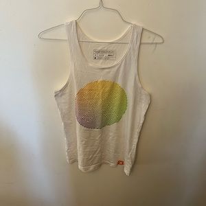 🌺Truth-FINISH IT medium girls tank top. White with colored design on fro…